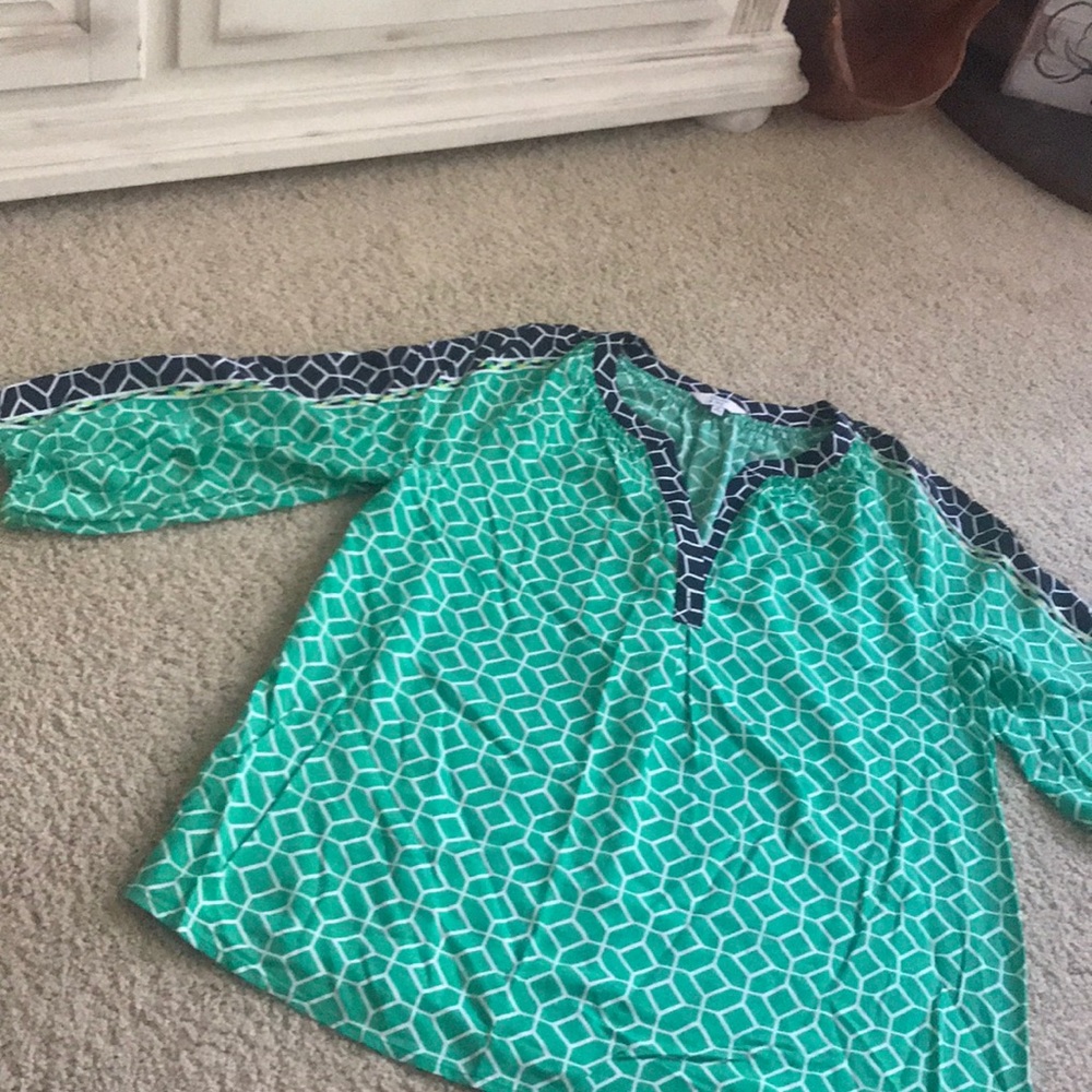 Crown& Ivey green and navy color blouse